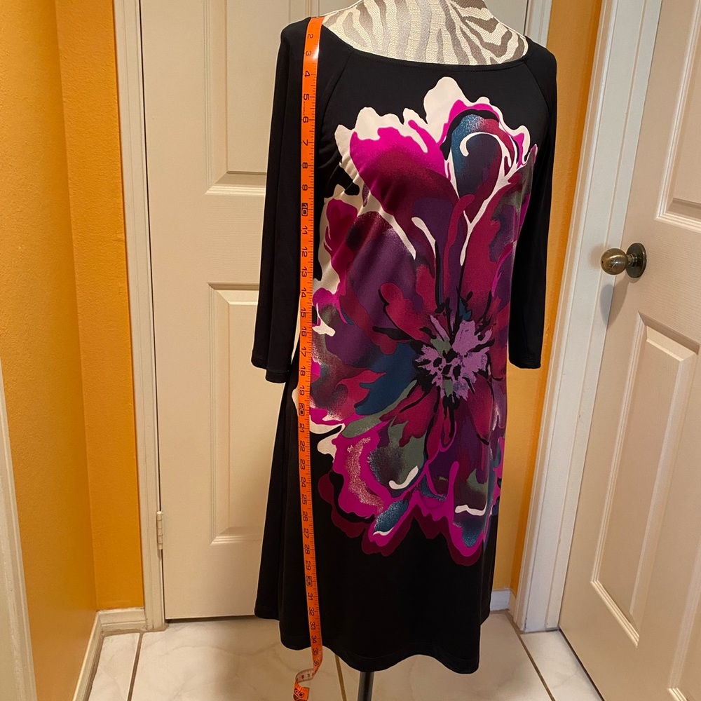 Pretty floral print dress, size medium, 3/4 length sleeves.